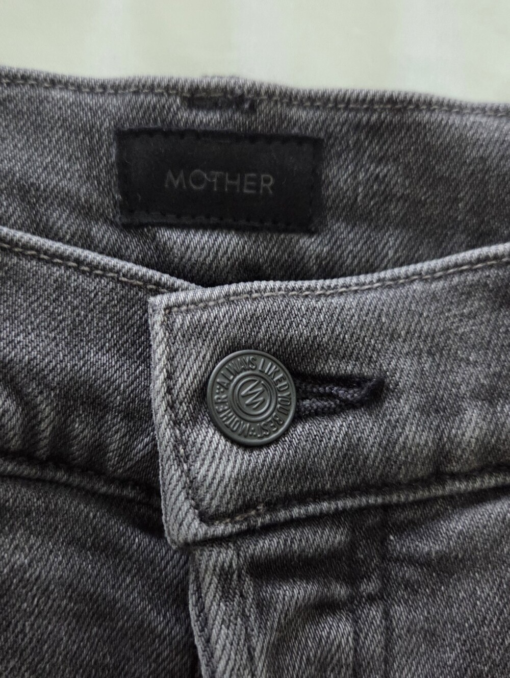 MOTHER JEANS- The Mid Rise Hiker Hover Size 27 - Picture 5 of 10